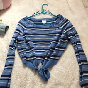 Long sleeve crop top